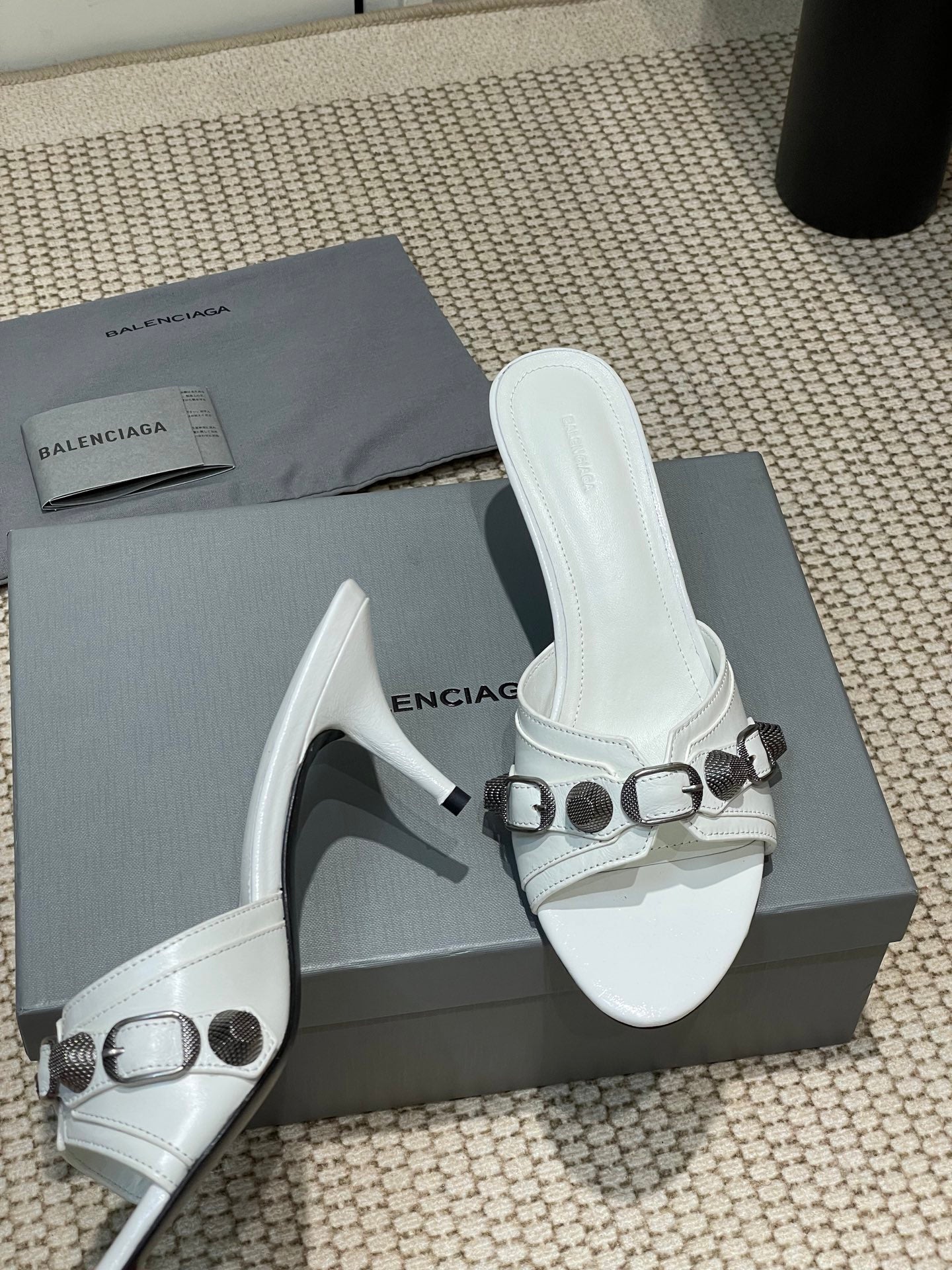 CAGOLE HIGH MULES IN WHITE OIL-WAX SHEEPSKIN - 35