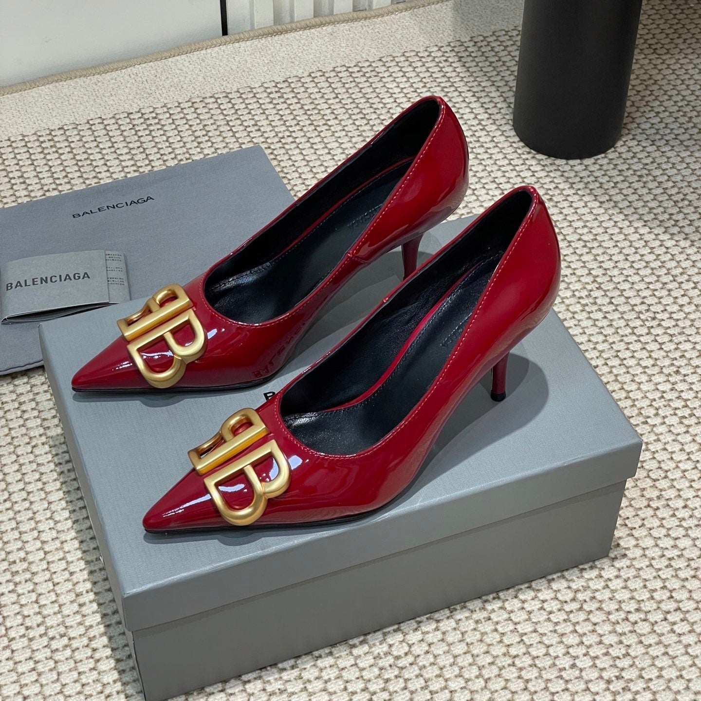 POINTED BB GOLD BUCKLE HIGH PUMPS 80MM IN RED PATENT CALFSKIN - 35