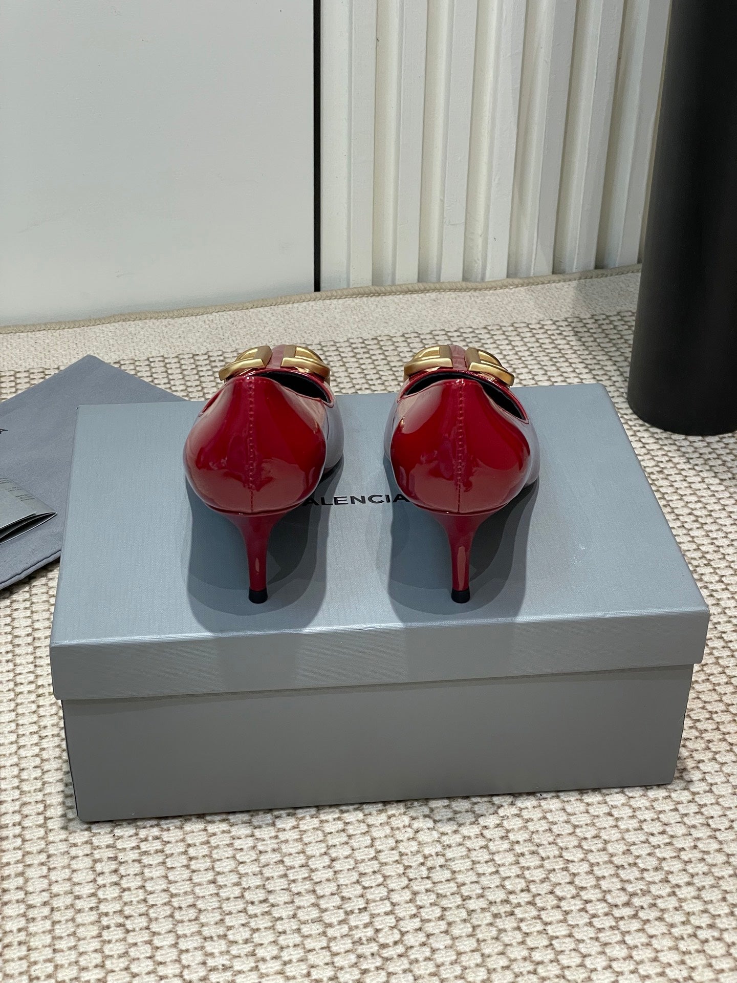 POINTED BB GOLD BUCKLE HIGH PUMPS 60MM IN RED PATENT CALFSKIN - 35