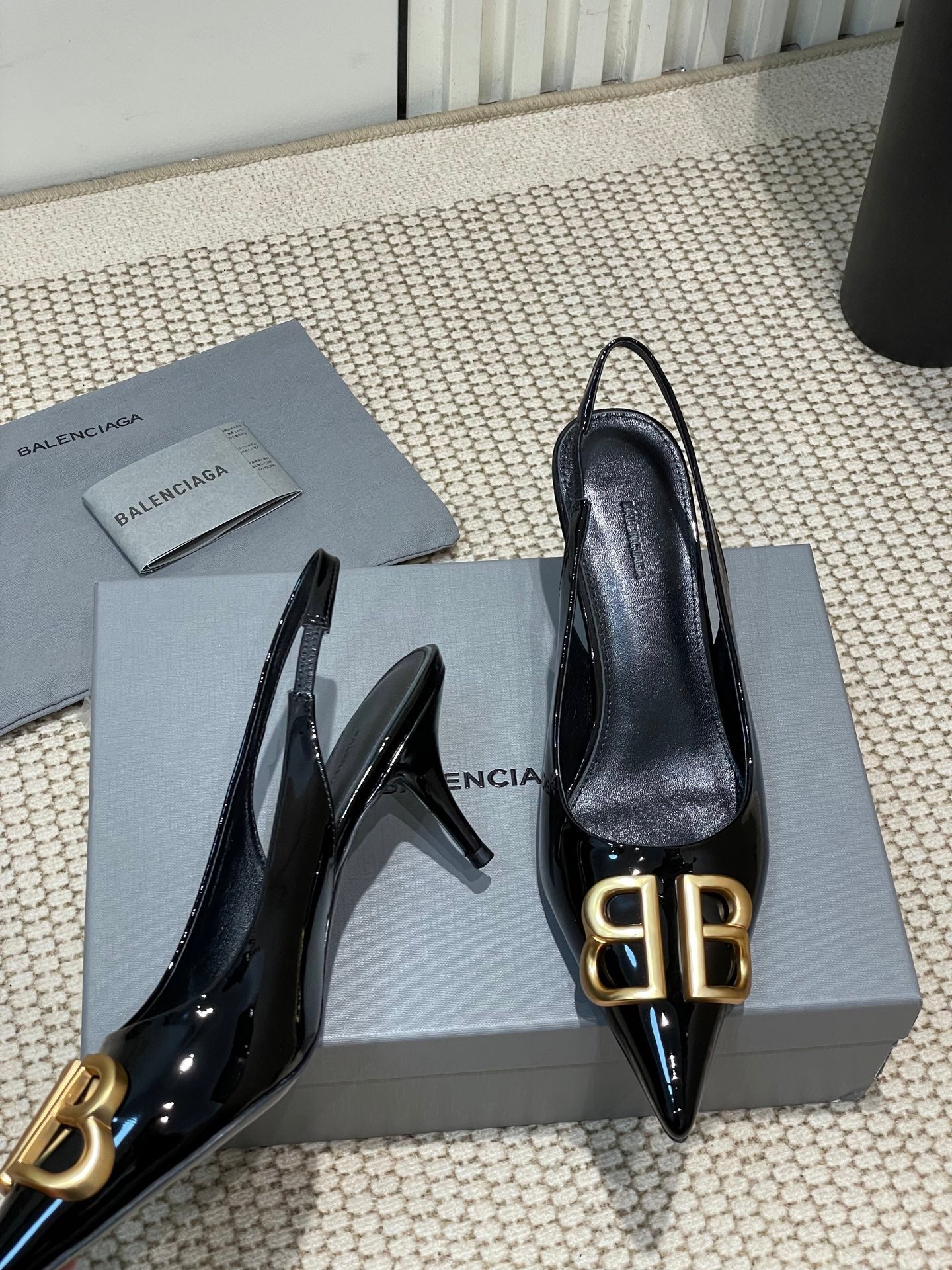 POINTED BB GOLD BUCKLE HIGH SLINGBACK 60MM IN BLACK PATENT CALFSKIN - 35
