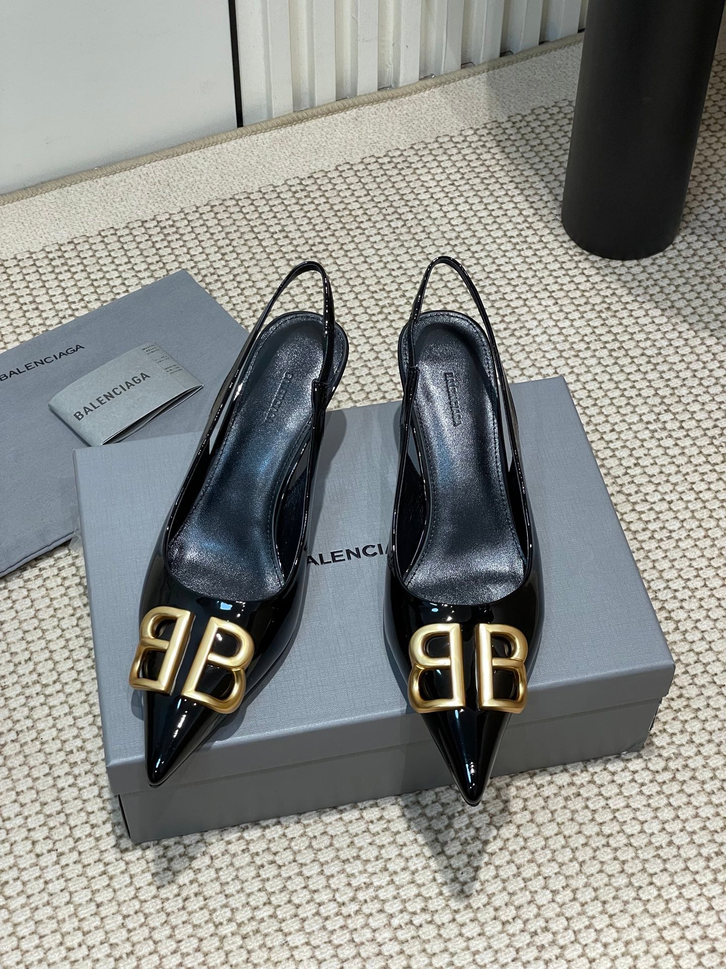 POINTED BB GOLD BUCKLE HIGH SLINGBACK 60MM IN BLACK PATENT CALFSKIN - 35