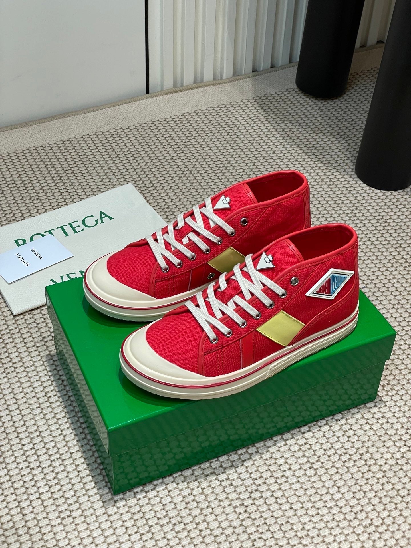 ELIOT SNEAKER IN CHERRY RED CANVAS AND CALFSKIN - 35