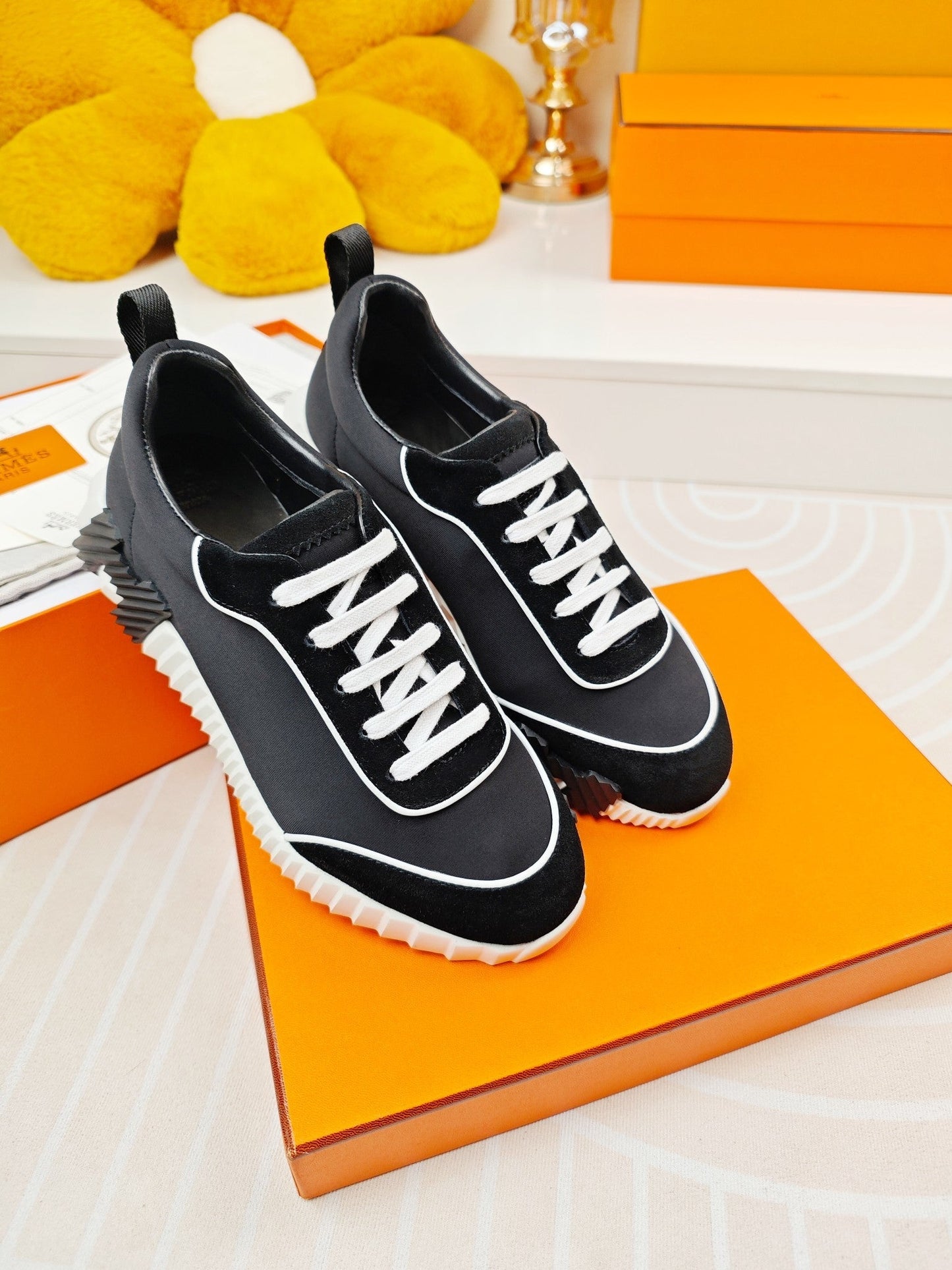 BOUNCING SNEAKERS BLACK CALFSKIN STYLIZED - 35