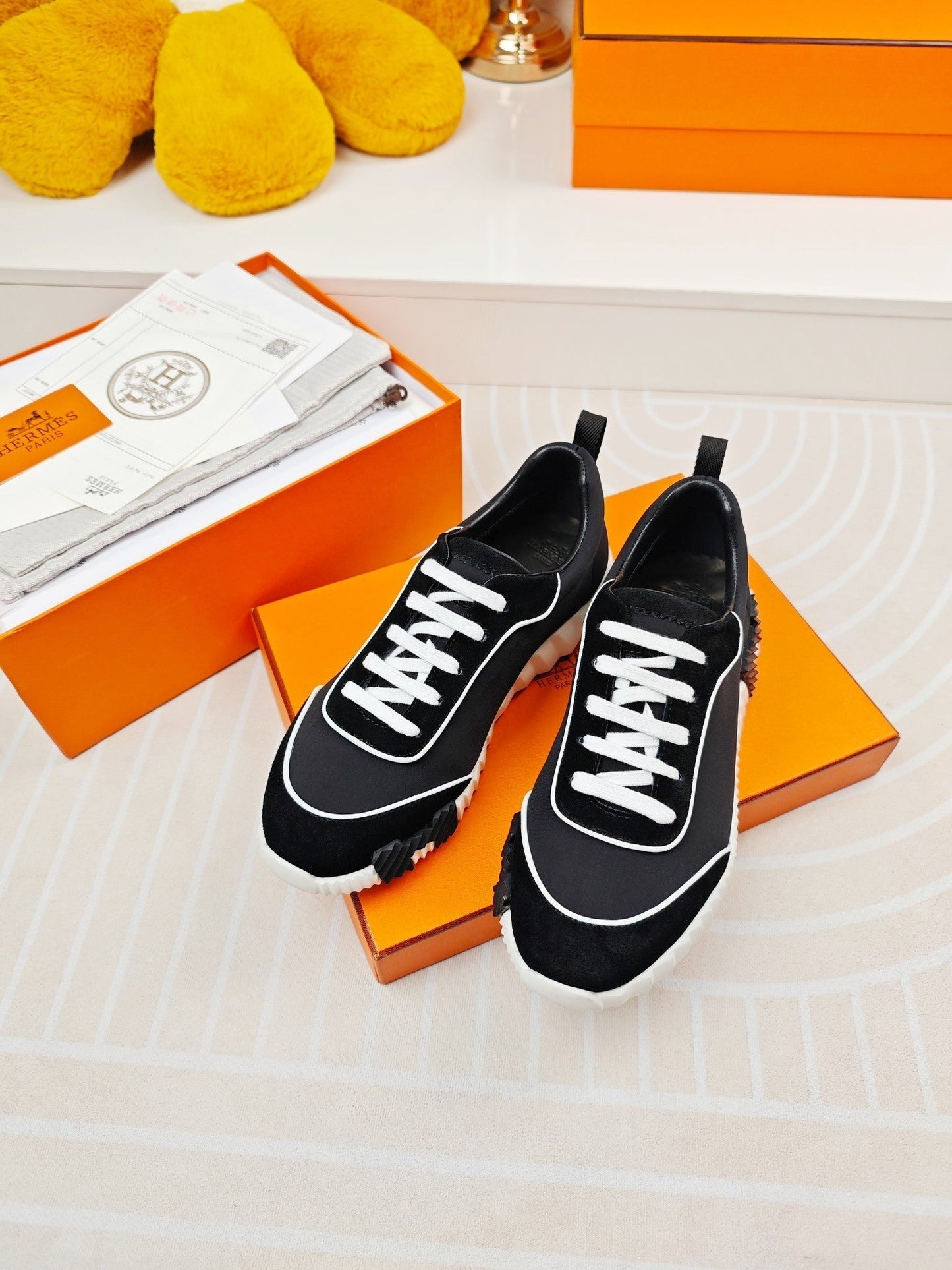 BOUNCING SNEAKERS BLACK CALFSKIN STYLIZED - 35