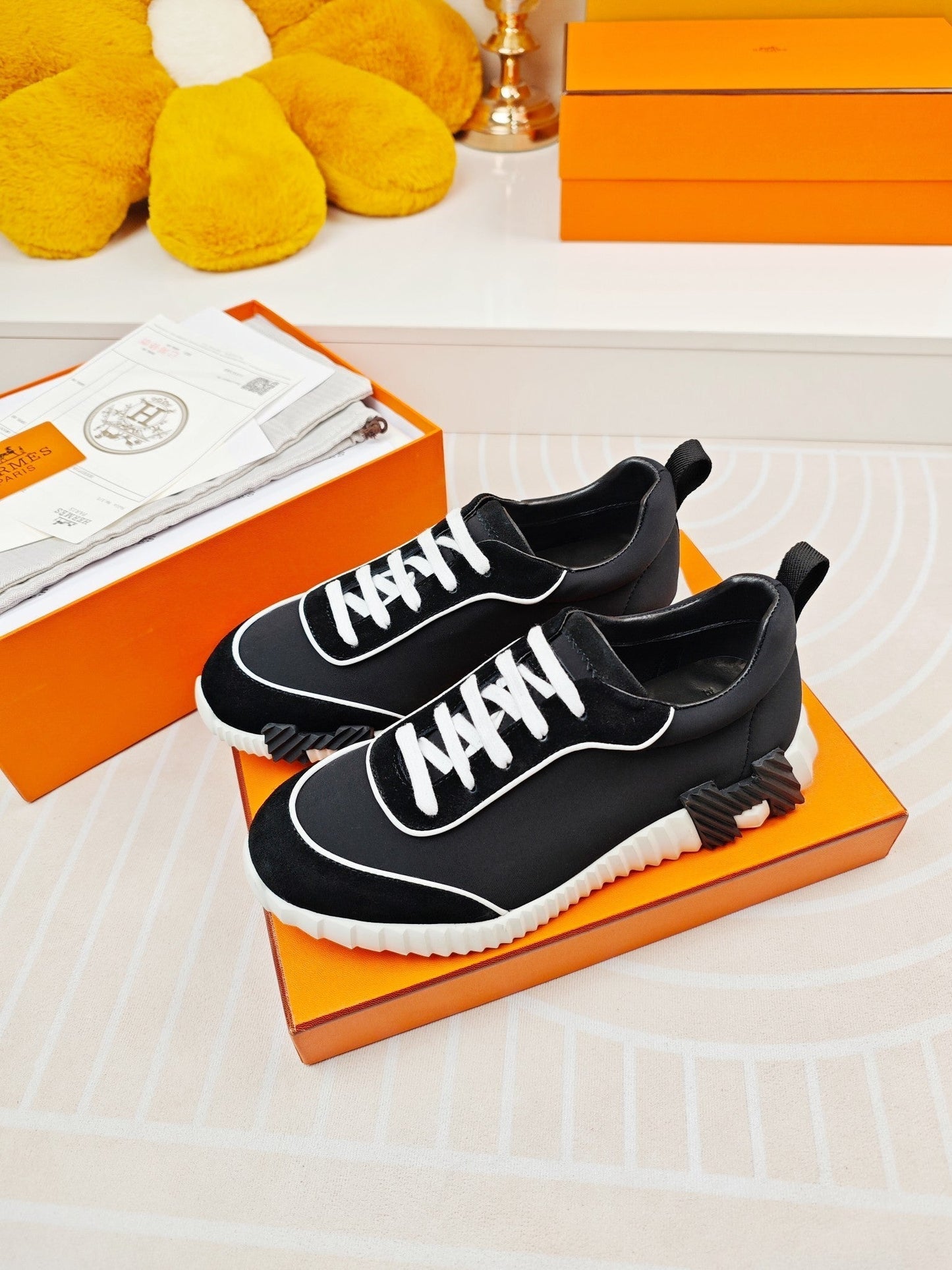 BOUNCING SNEAKERS BLACK CALFSKIN STYLIZED - 35