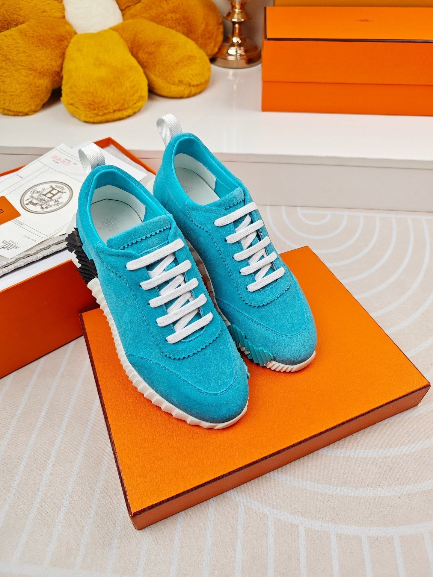 BOUNCING SNEAKERS SKY BLUE CALFSKIN - 35