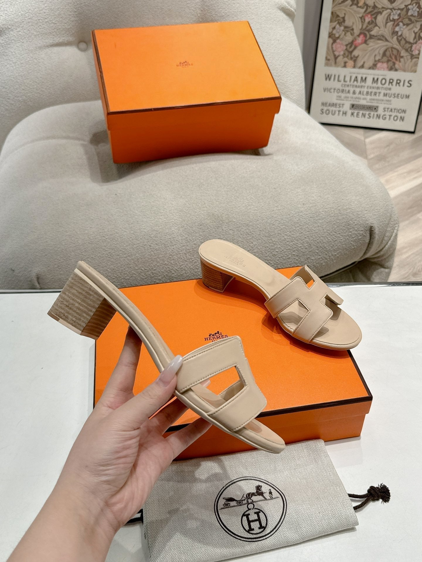 0ASIS SANDAL WHITE CREAM CALFSKIN CLASSIC - 35
