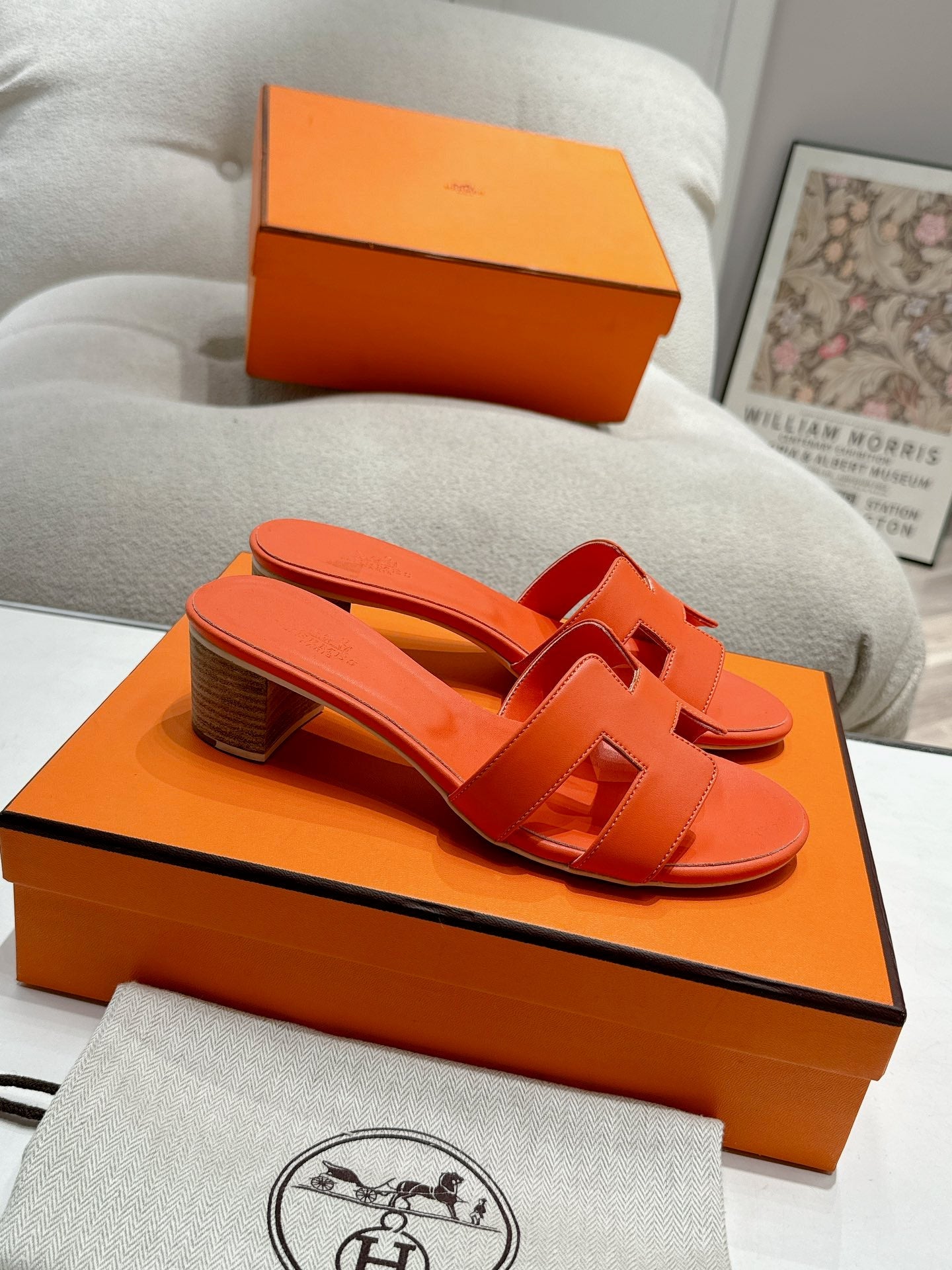 0ASIS SANDAL BRIGHT ORANGE CALFSKIN CLASSIC - 35