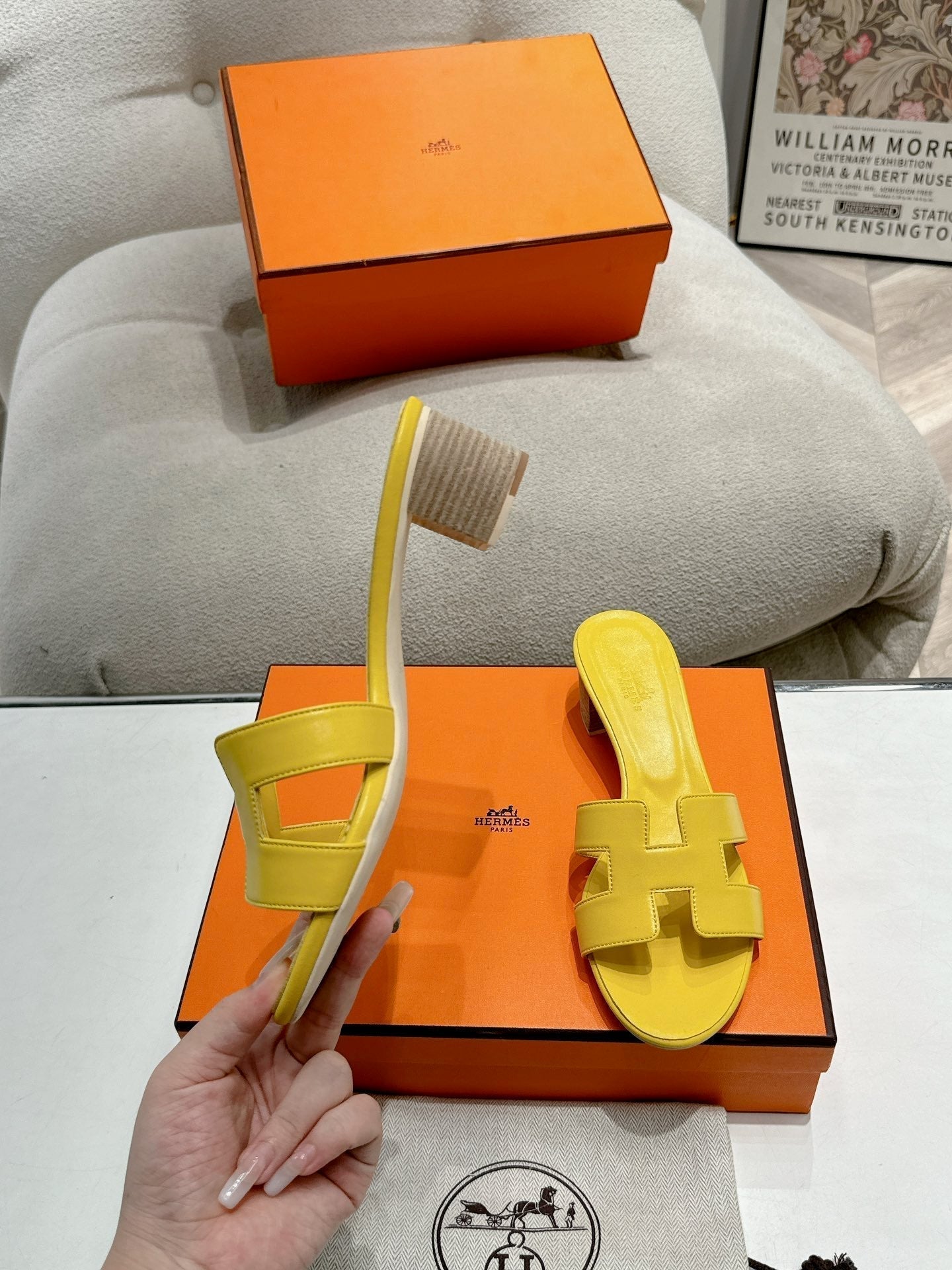 0ASIS SANDAL YELLOW CALFSKIN CLASSIC - 35