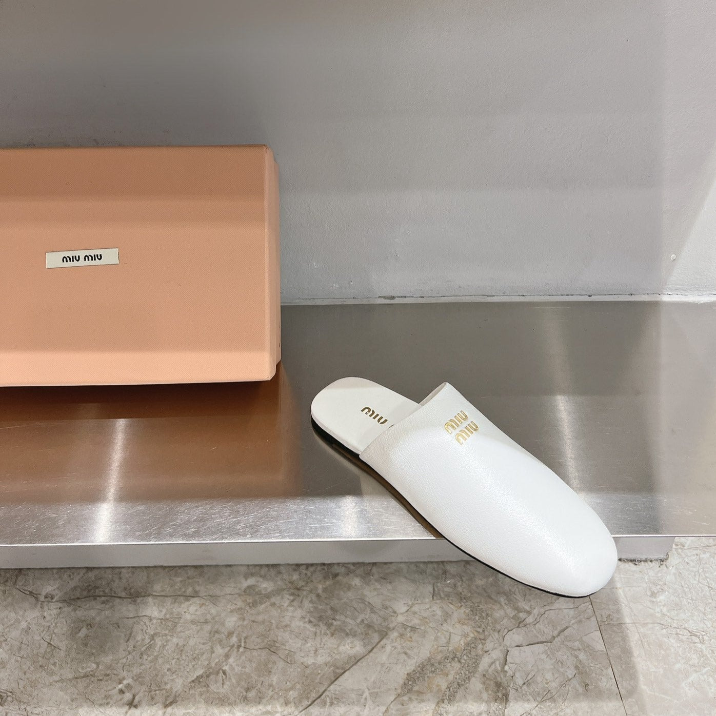Mules Slippers White Lambskin - 35