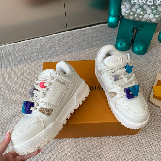 КРОСІВКИ LV TRAINER MAXI З БІЛОЇ ТЕЛЯЧОЇ ШКІРИ - 35
