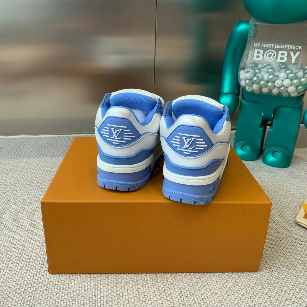LV TRAINER MAXI SNEAKER IN WHITE MIX OCEAN BLUE CALFSKIN - 35