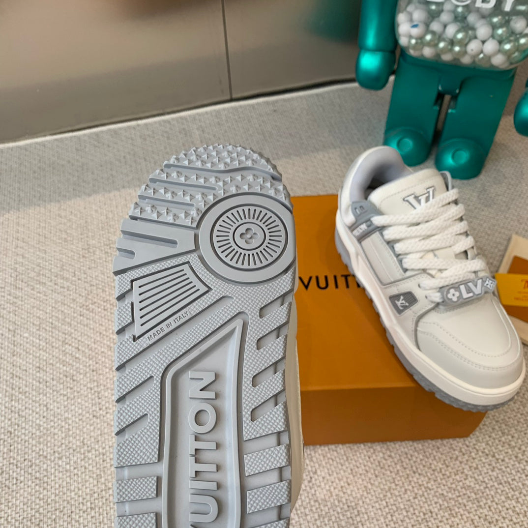 LV TRAINER MAXI SNEAKER IN WHITE MIX DOVE GRAY CALFSKIN - 35