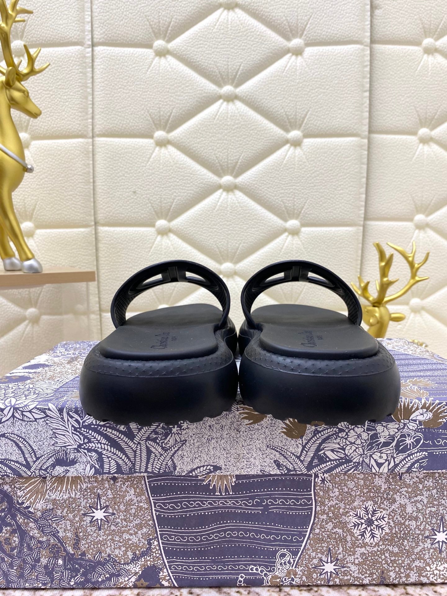 DIOR FLAT SLIDES 25S IN BLACK TPU - 36