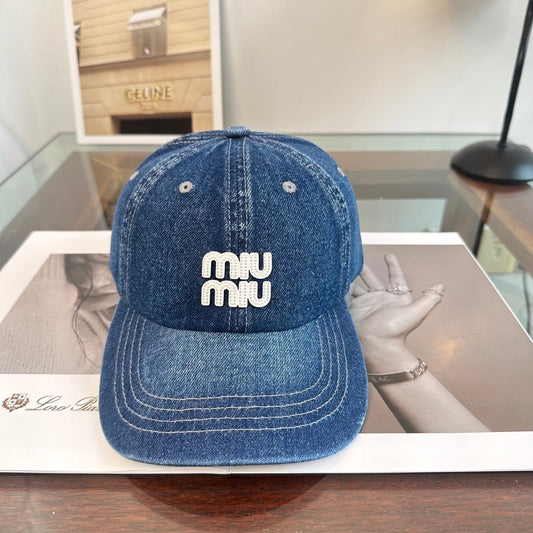 КЕПКА MIUMIU БЕЙСБОЛКА СТИЛЬ 26