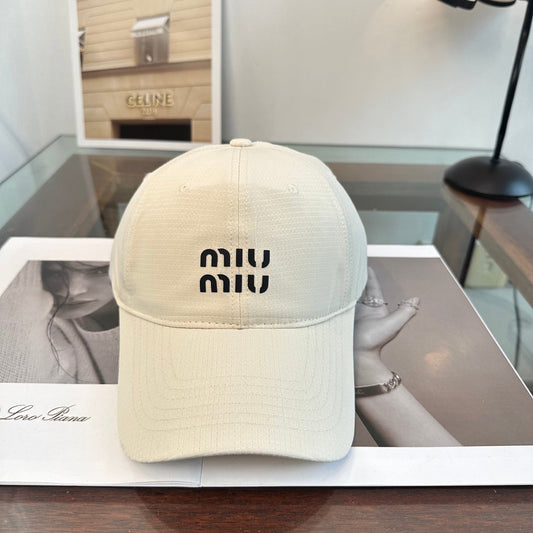 КЕПКА MIUMIU БЕЙСБОЛКА СТИЛЬ 22