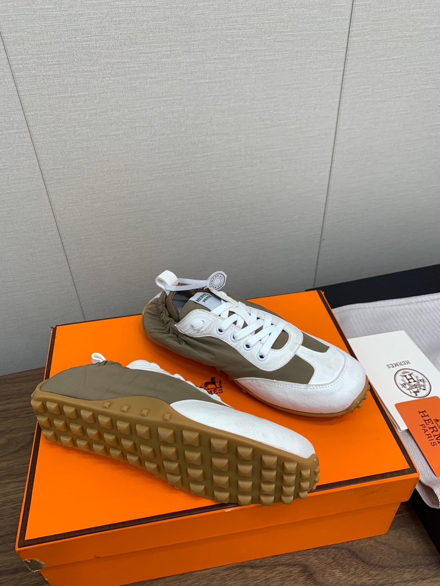 SKATEBOARD SHOES LIGHT GRAY MIX PEANUT CALFSKIN - 35