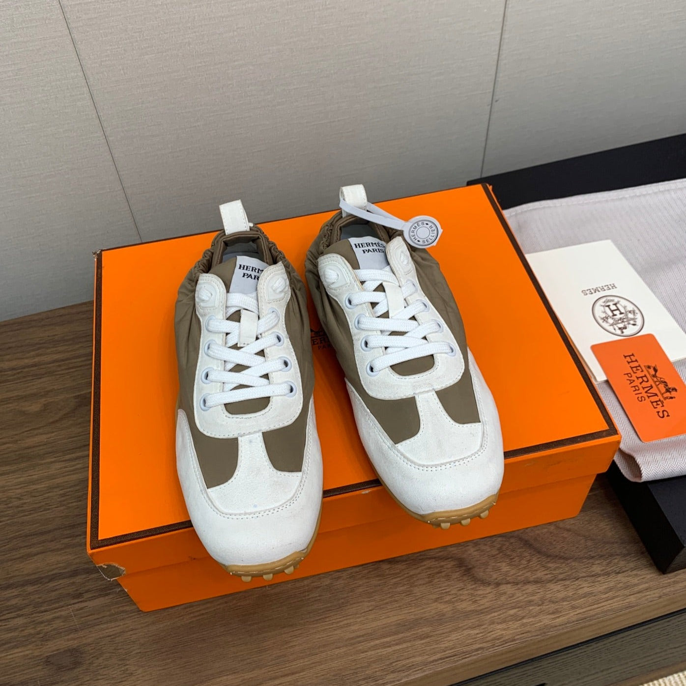 SKATEBOARD SHOES LIGHT GRAY MIX PEANUT CALFSKIN - 35