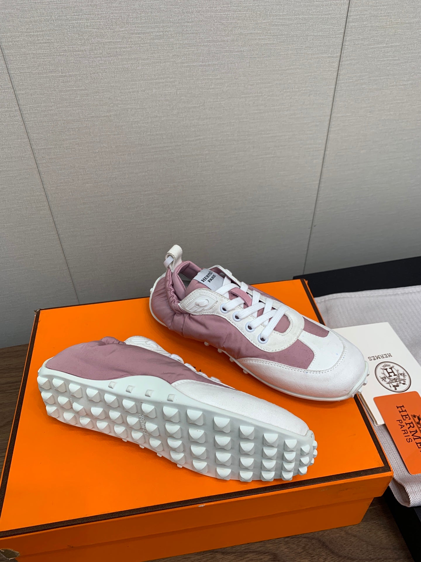 SKATEBOARD SHOES LIGHT GRAY MIX DARK PINK CALFSKIN - 35