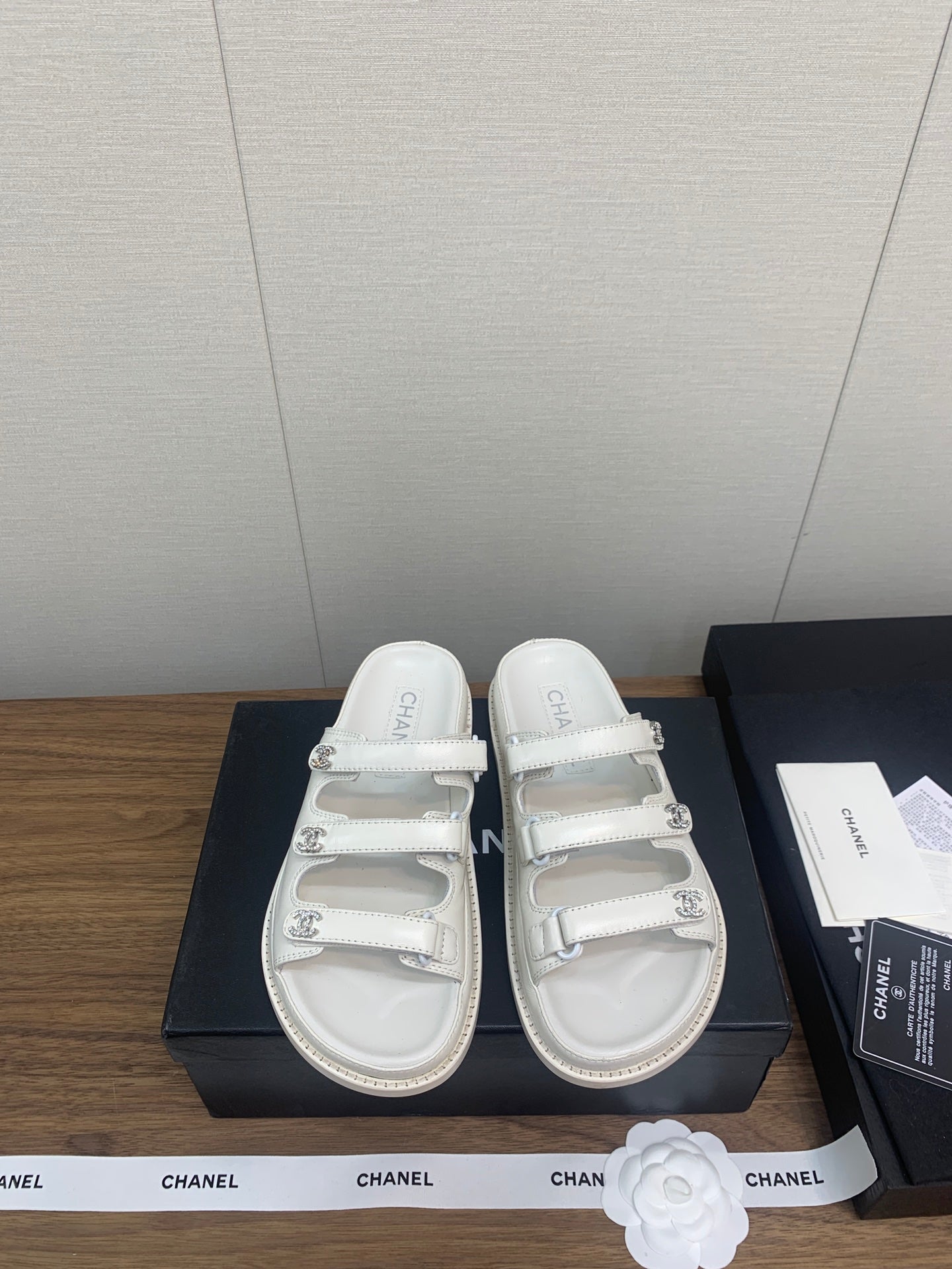 DAD SANDAL IN WHITE LAMBSKIN MULE - 35
