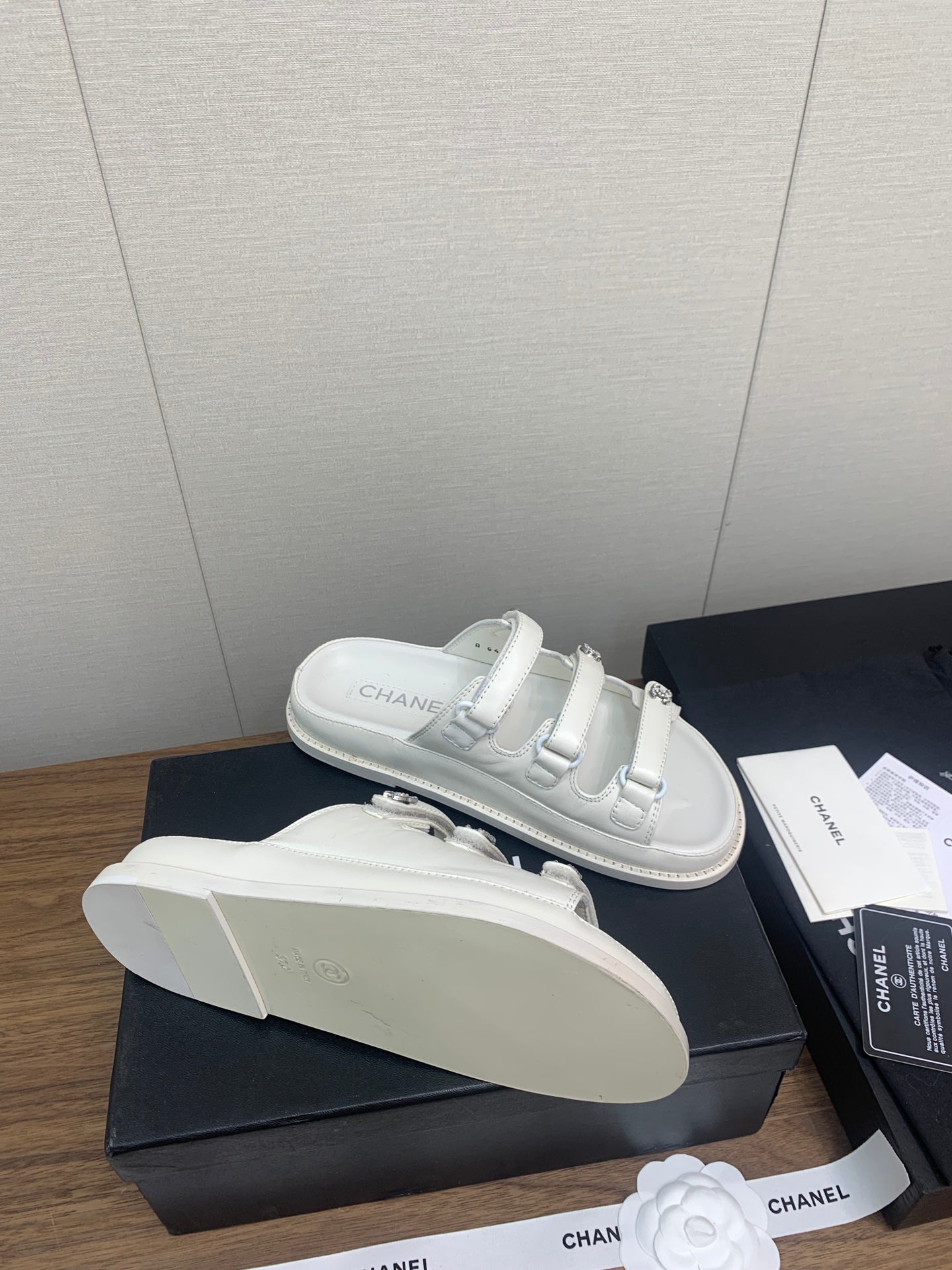 DAD SANDAL IN WHITE LAMBSKIN MULE - 35