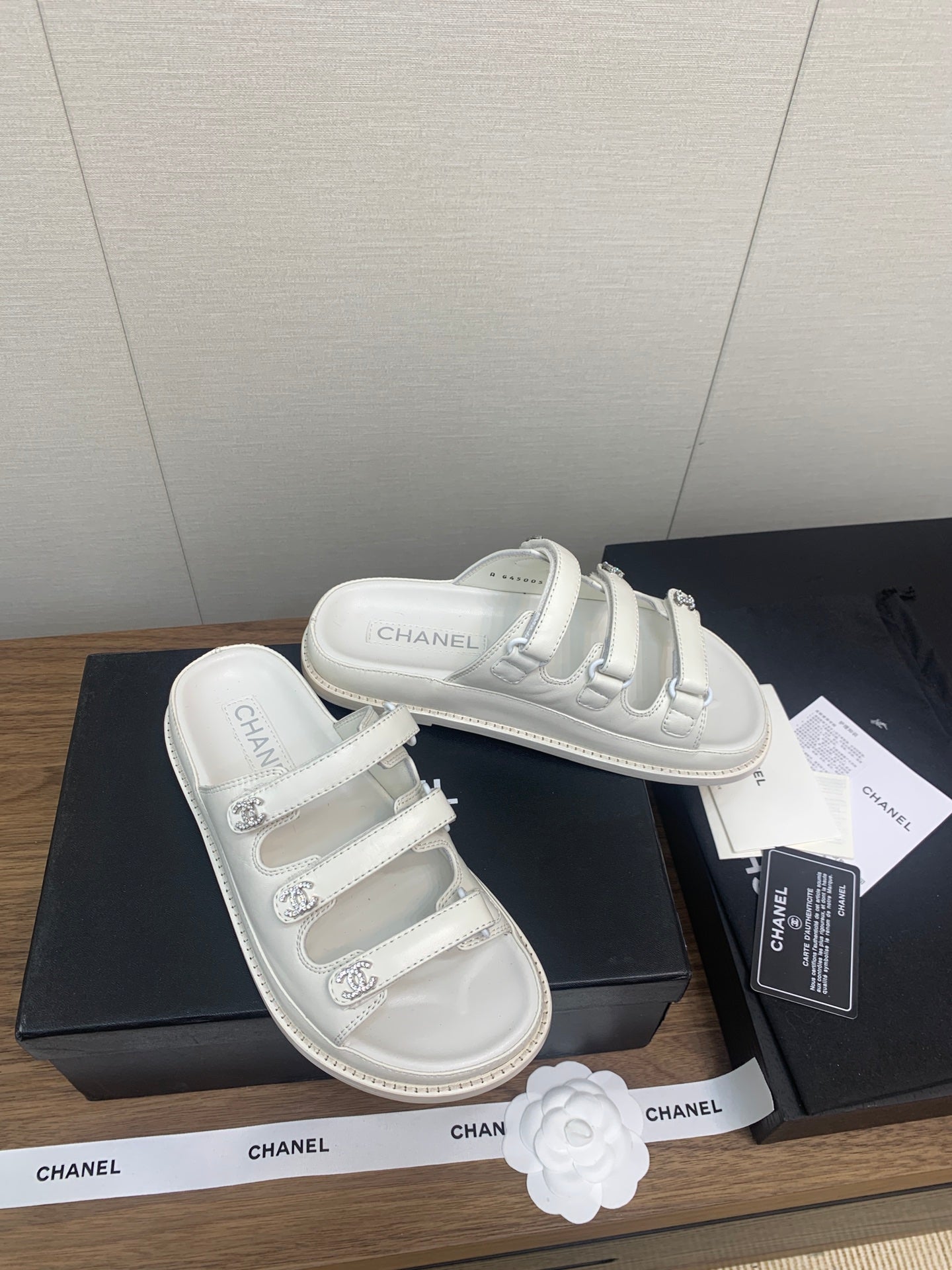 DAD SANDAL IN WHITE LAMBSKIN MULE - 35