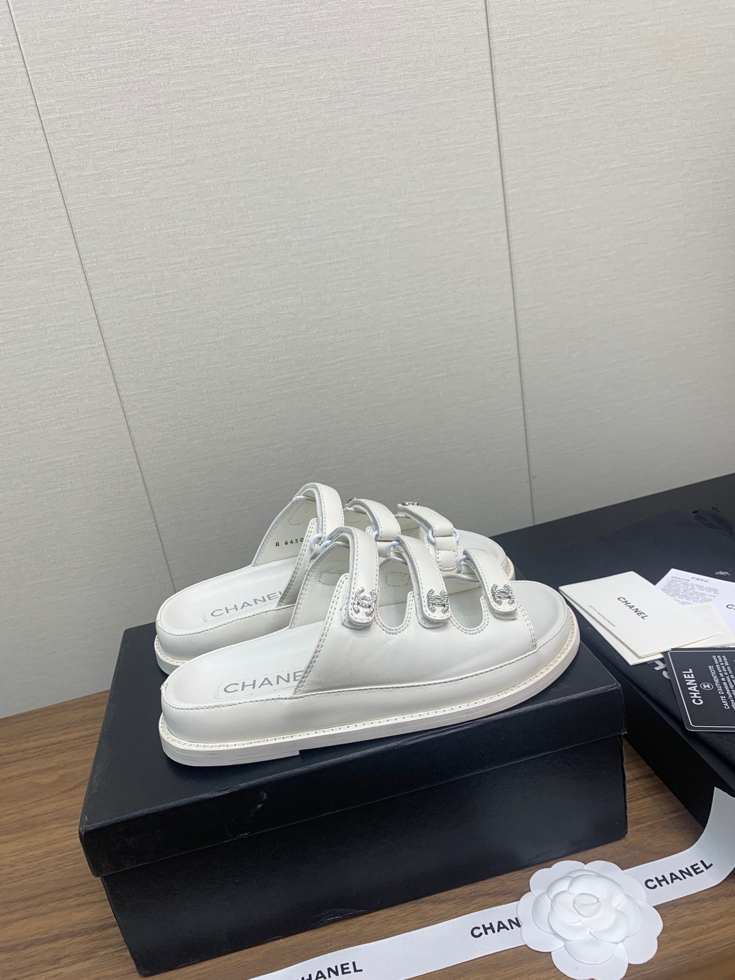 DAD SANDAL IN WHITE LAMBSKIN MULE - 35