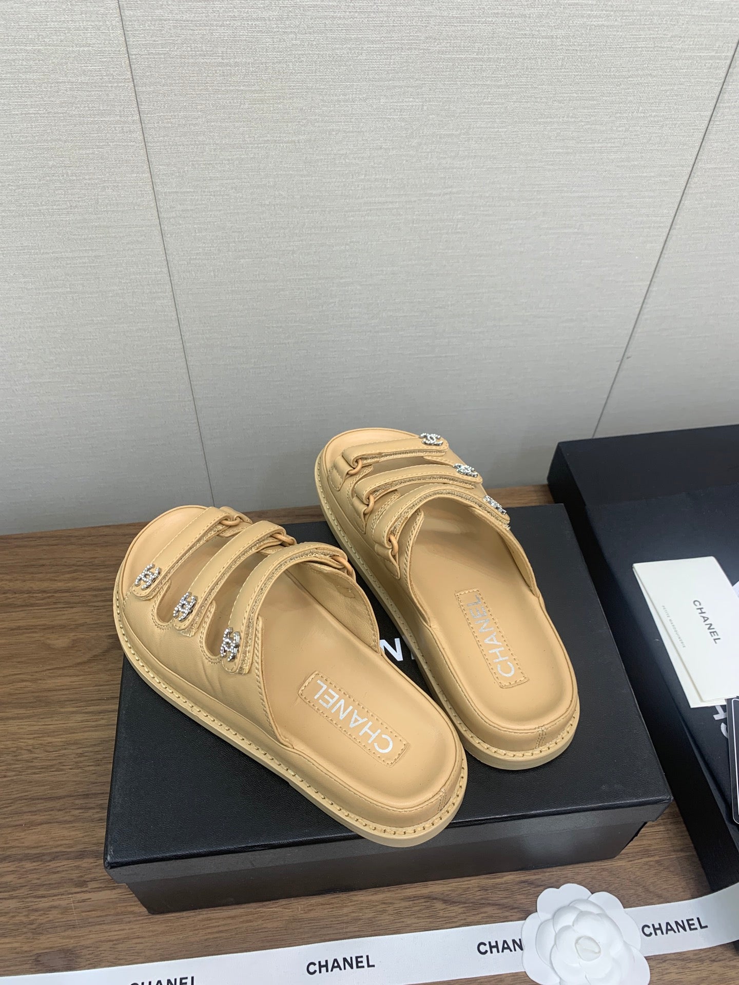 DAD SANDAL IN YELLOW CREAM LAMBSKIN MULE - 35