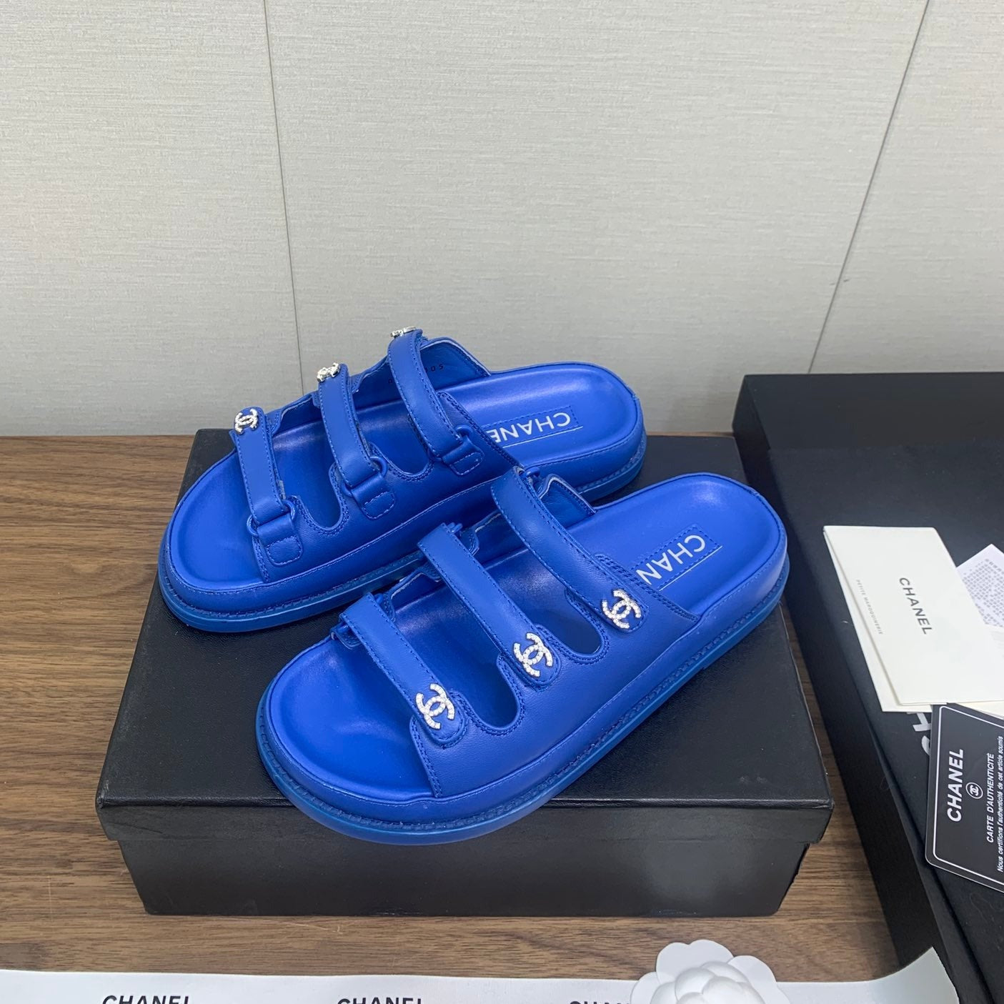 DAD SANDAL IN COBALT BLUE LAMBSKIN MULE - 35