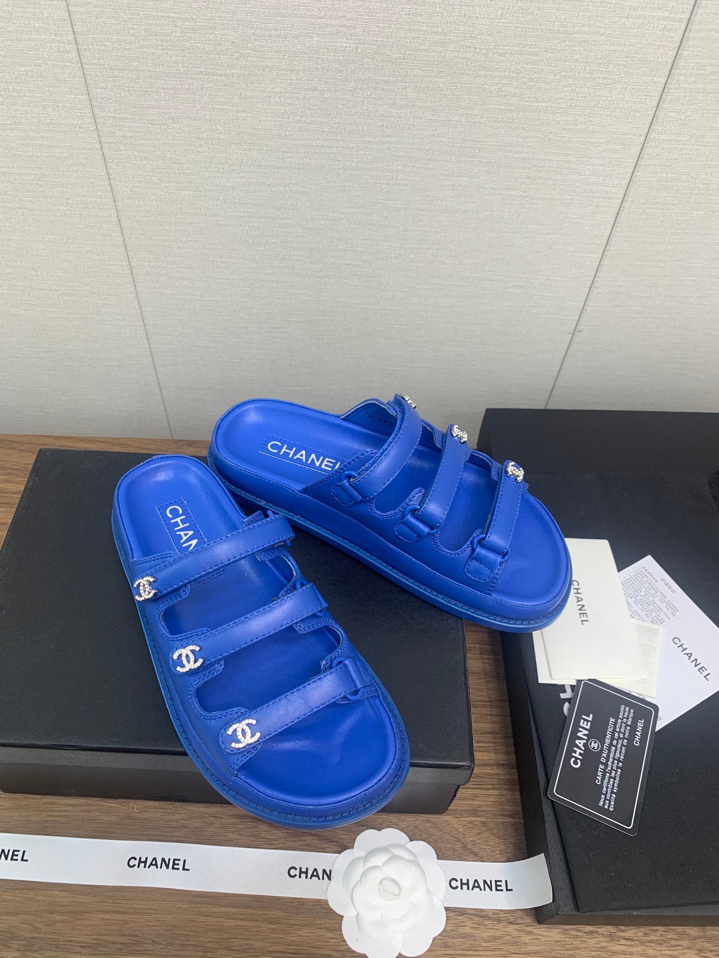 DAD SANDAL IN COBALT BLUE LAMBSKIN MULE - 35