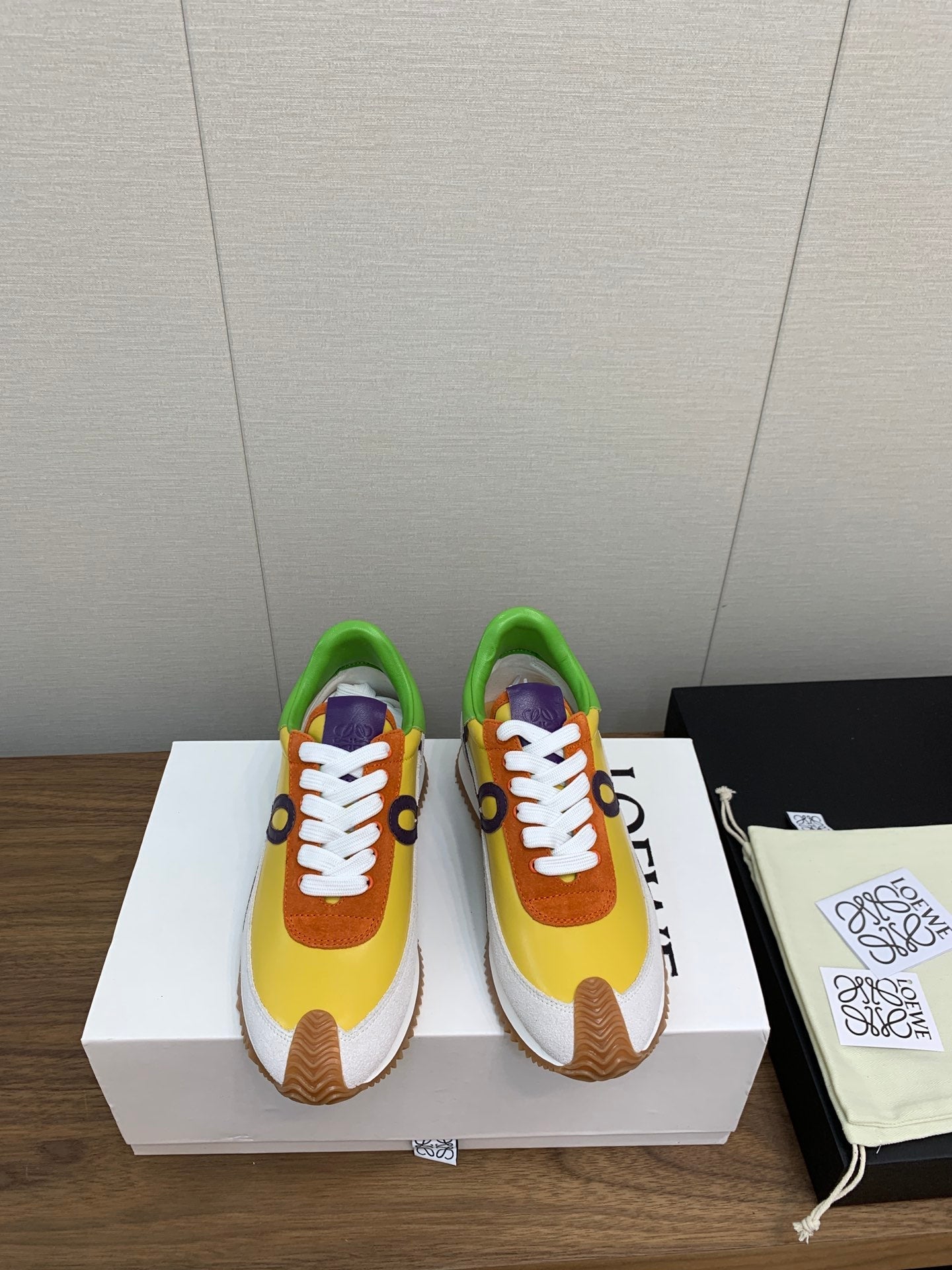 LW FLOW RUNNER SNEAKER LEMON-BRICK SUEDE - 35