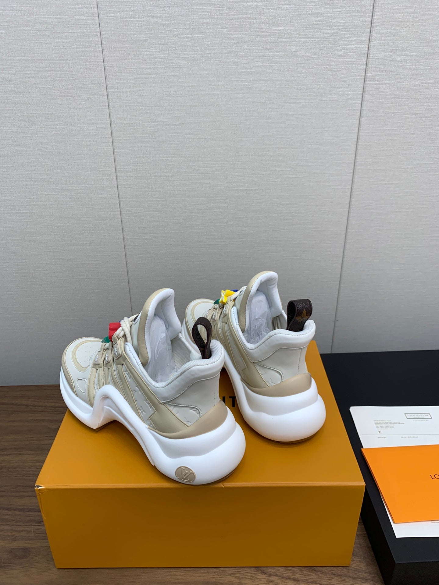 LV ARCHLIGHT SNEAKER BEIGE MIX CAMEL BROWN CALFSKIN - 35