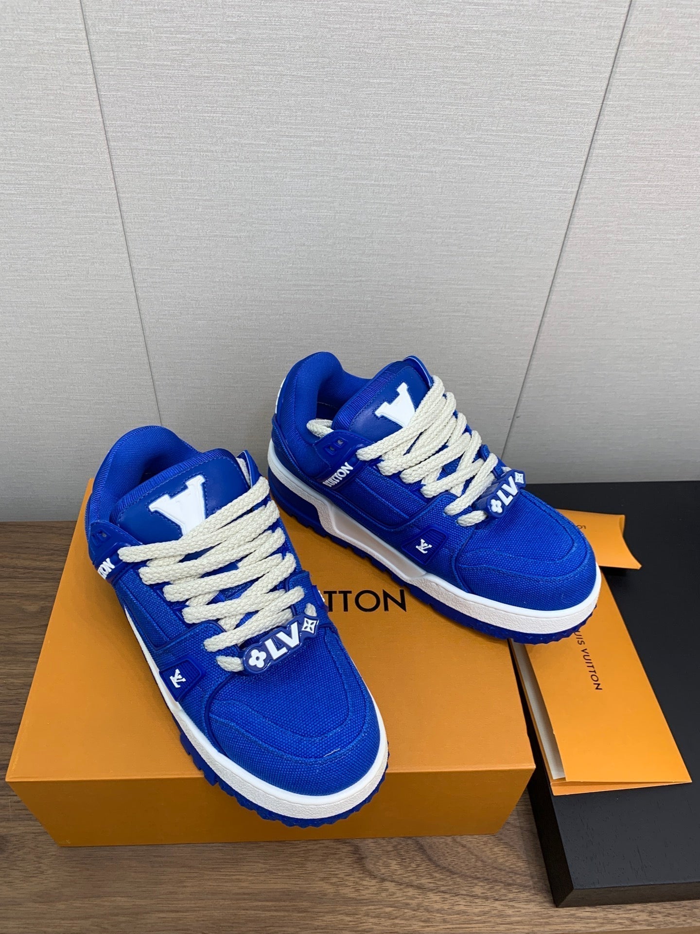 LV WOMEN'S TRAINER IN COBALT BLUE JACQUARD AND CALFSKIN - 35