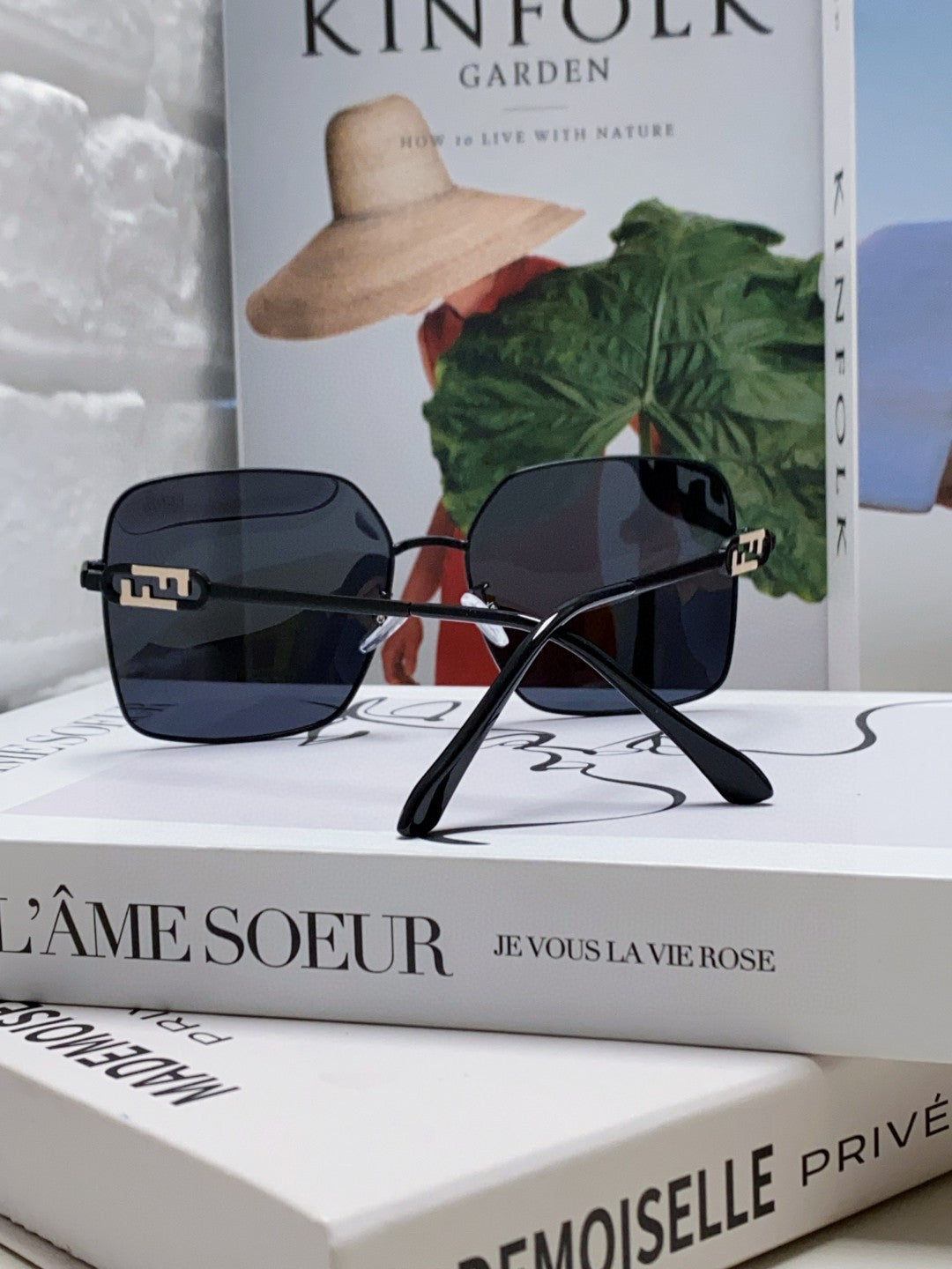 OVERSIZED BAGUETTE SQUARE FRAME SUNGLASSES 562043 IN METAL - Silver smoke