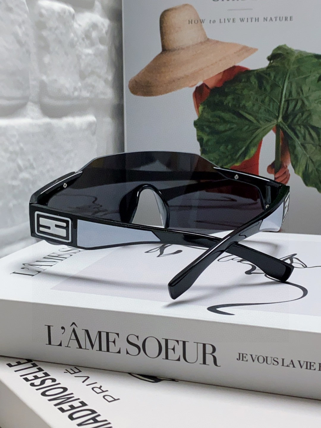 FF SQUARED VISOR FRAME SUNGLASSES 557144 IN ACETATE - Mirrored grey
