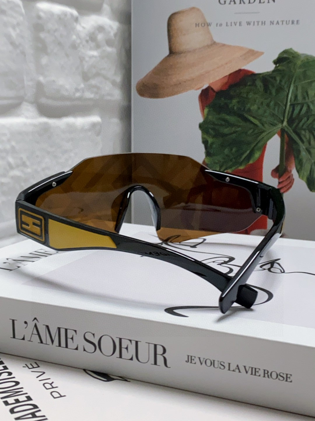 FF SQUARED VISOR FRAME SUNGLASSES 557144 IN ACETATE - Mirrored grey