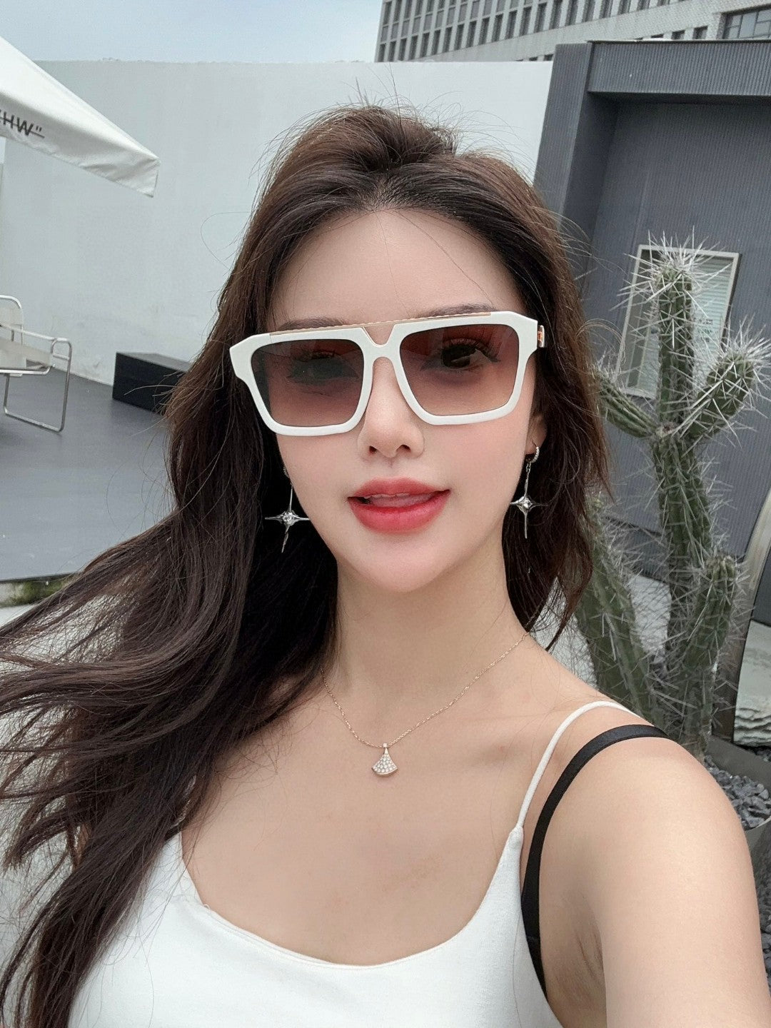 MASCOT PILOT SQUARE SUNGLASS 581377 IN WHTIE ACETATE GOLD METAL