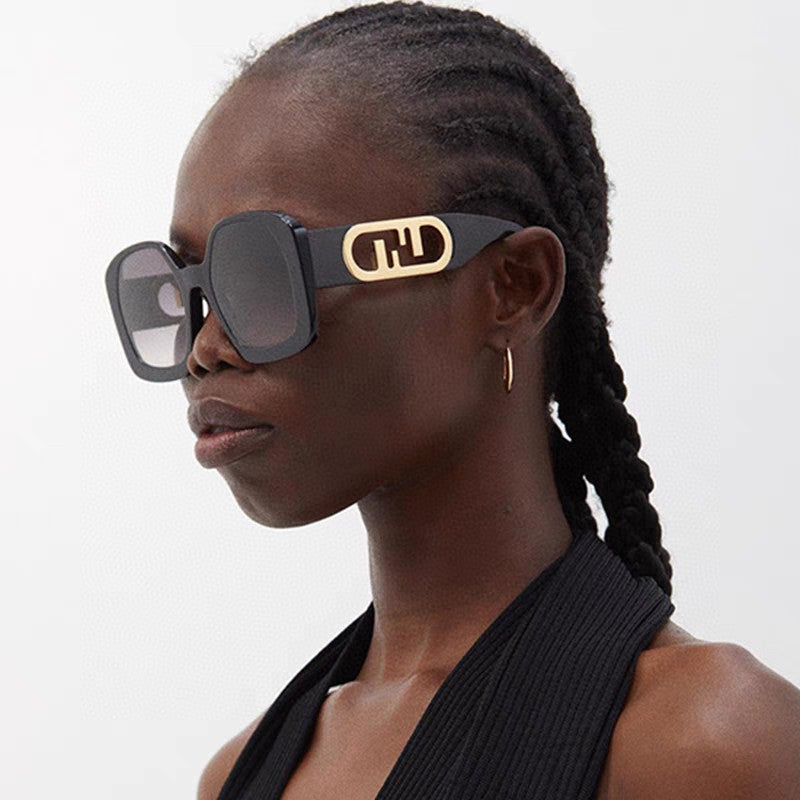 OVERSIZES FF DIAMONDS SQUARE SUNGLASSES 563315 IN ACETATE - White