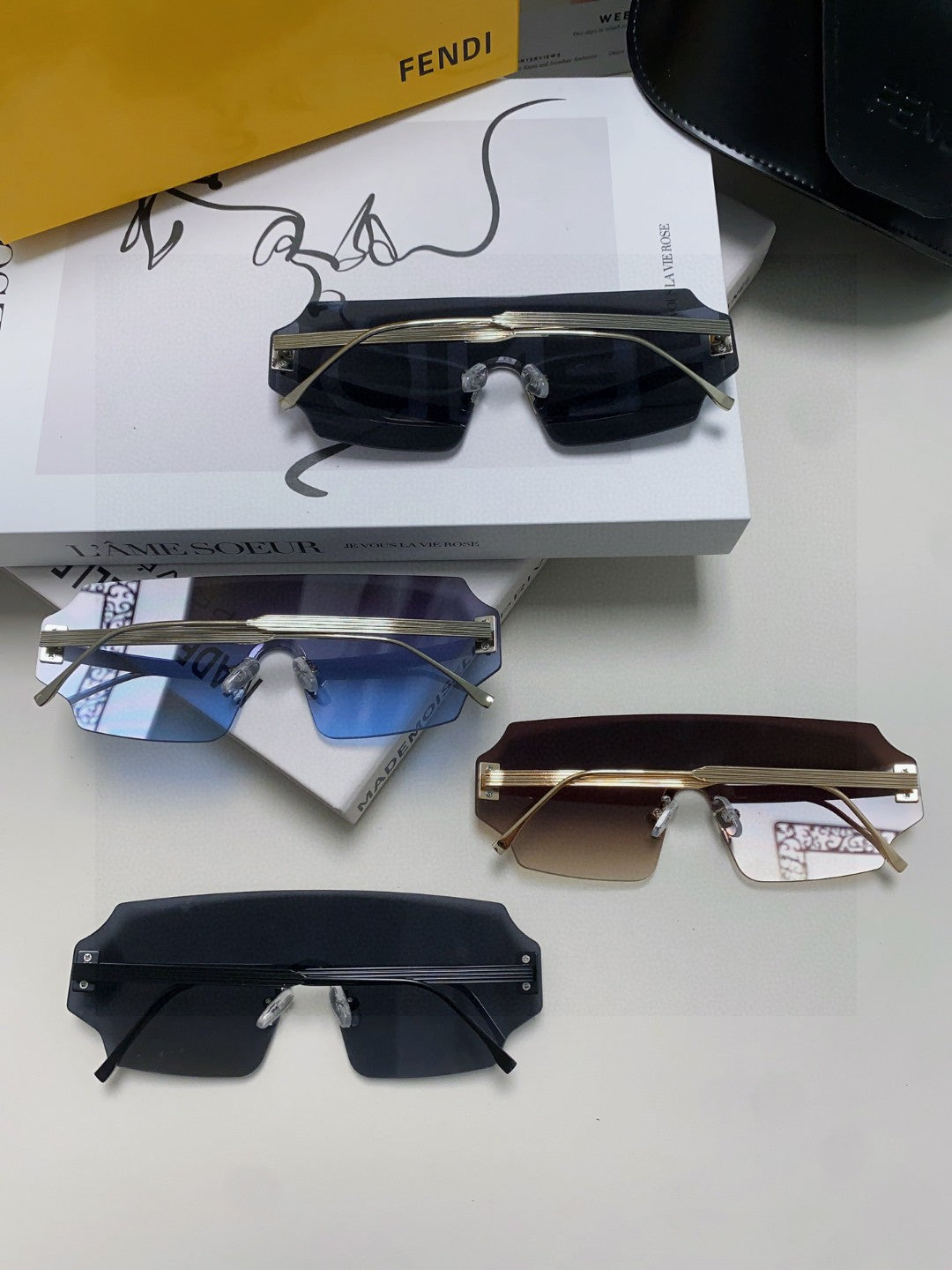 ANGULAR VISOR SUNGLASSES 575795 IN METAL - Letter pattern