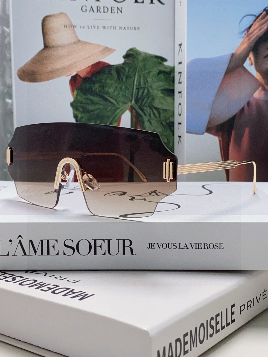 ANGULAR VISOR SUNGLASSES 575795 IN METAL - Letter pattern