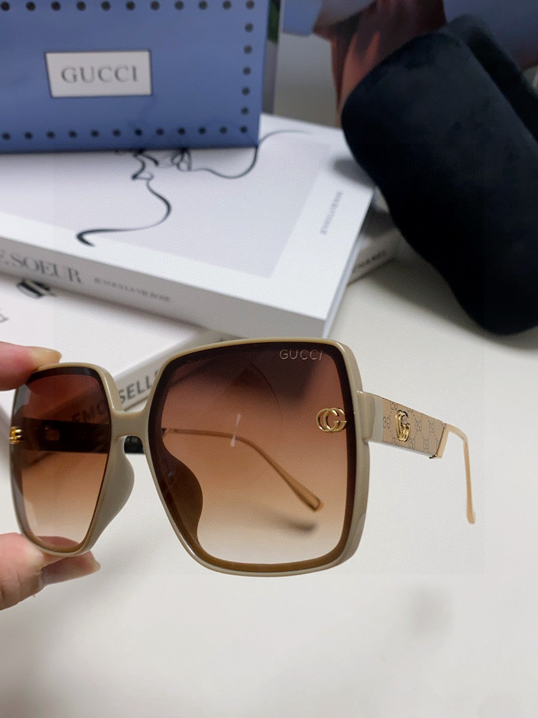 SQUARE FRAME SUNGLASSES  567447 IN ACETATE - Brown