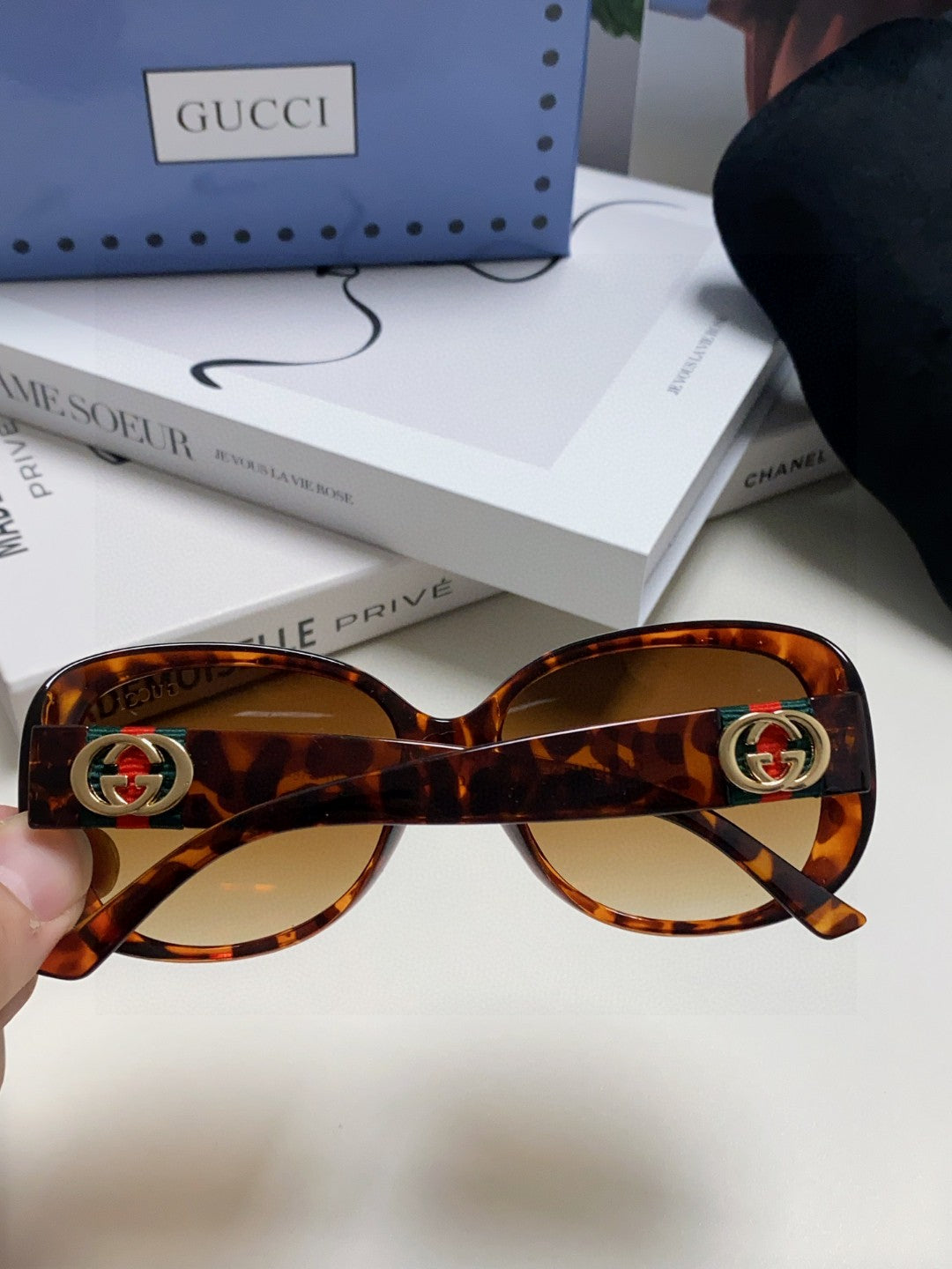 ROUND FRAME SUNGLASSES 567450 IN ACETATE - Black