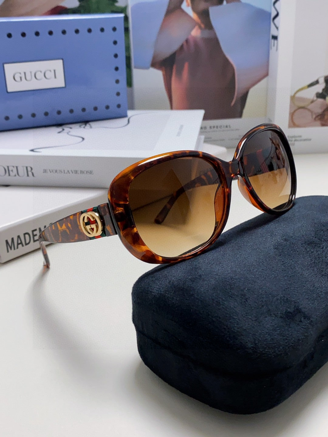 ROUND FRAME SUNGLASSES 567450 IN ACETATE - Black