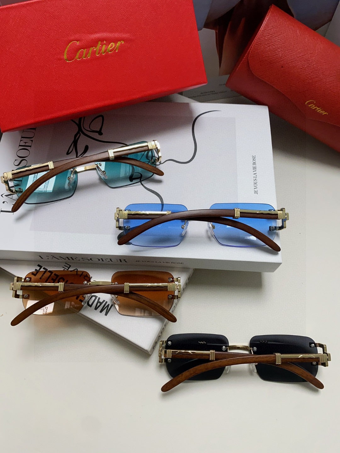 CRYSTAL STUDDED C DE RECTANGULAR FRAME SUNGLASSES 533159 IN METAL - Light green