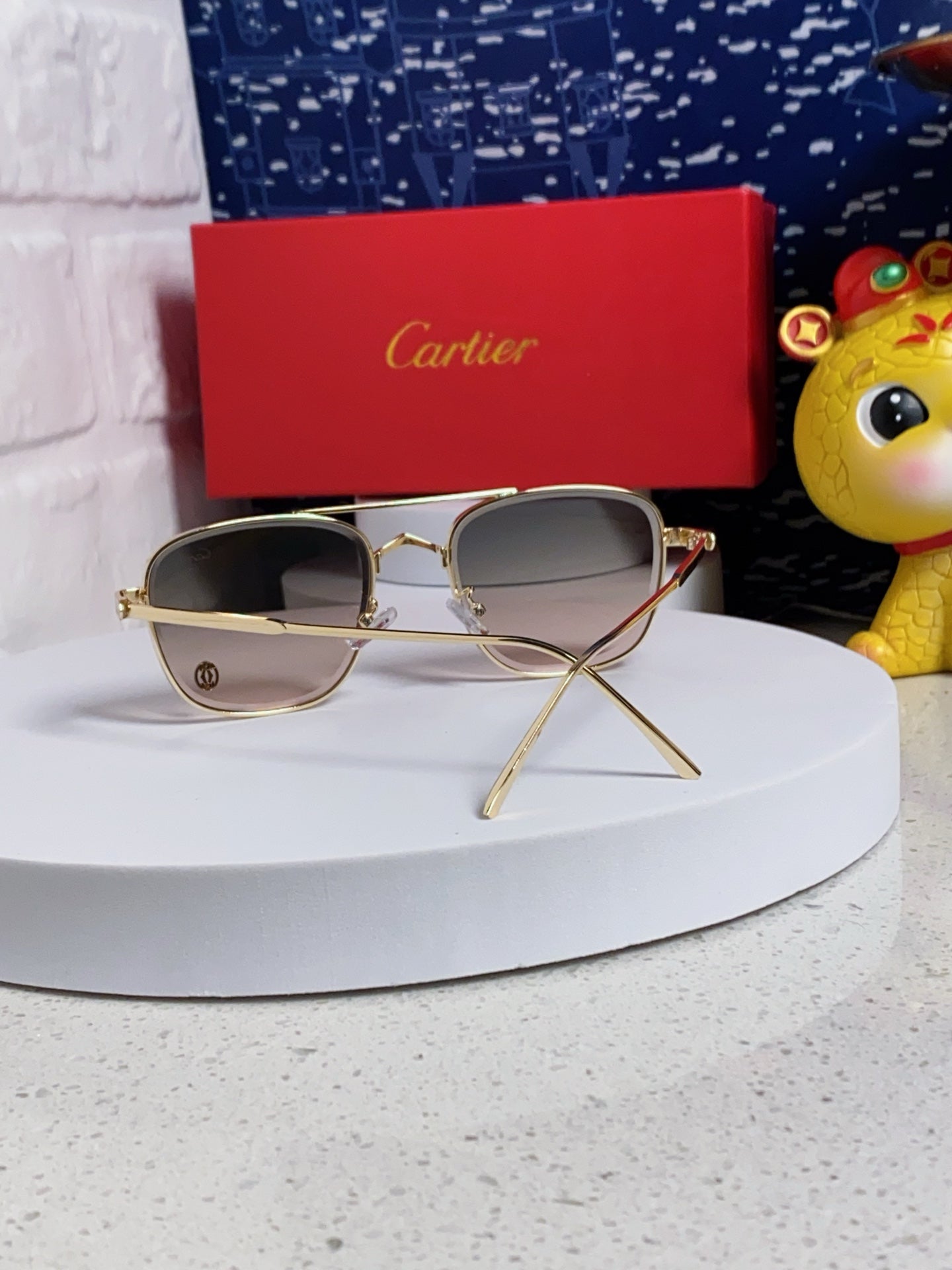 PREMIÈRE SQUARE FRAME SUNGLASSES 533240 IN METAL - Light purple