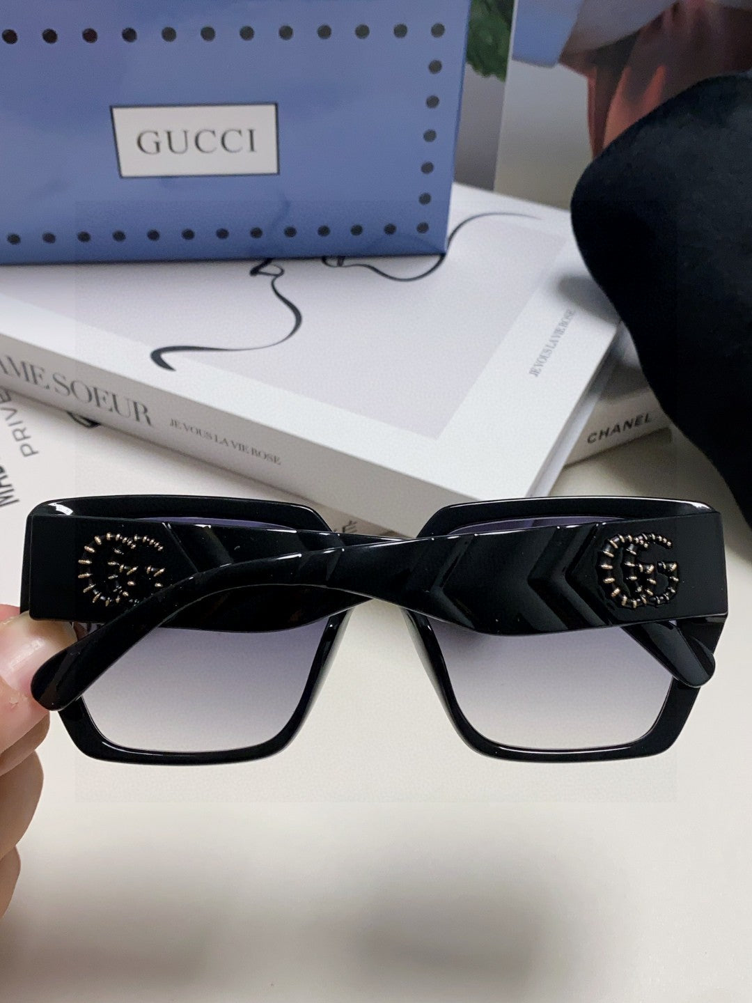 SQUARE FRAME SUNGLASSES 570209 IN ACETATE - Black