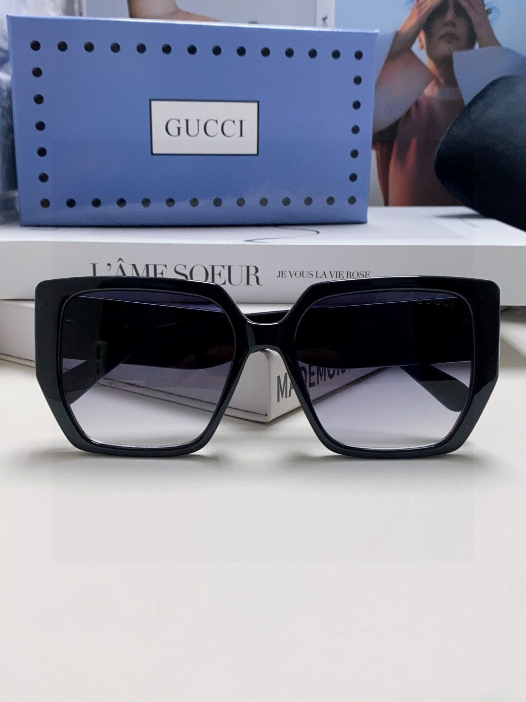 SQUARE FRAME SUNGLASSES 570209 IN ACETATE - Black