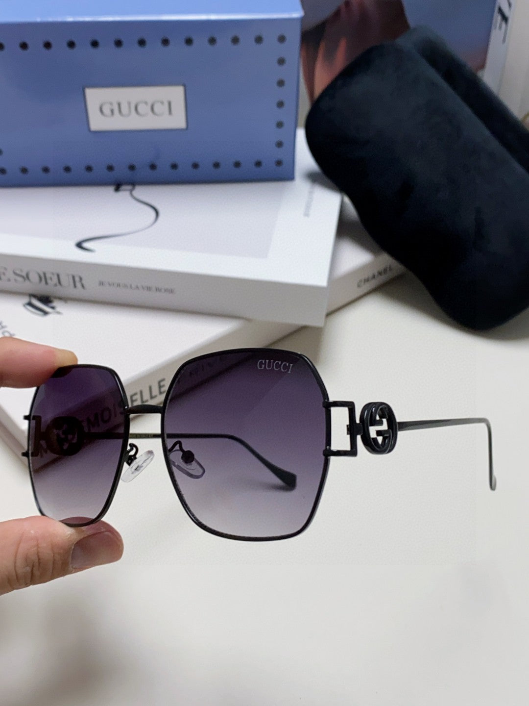 SQUARE FRAME SUNGLASSES 570217 IN METAL - Gradient purple