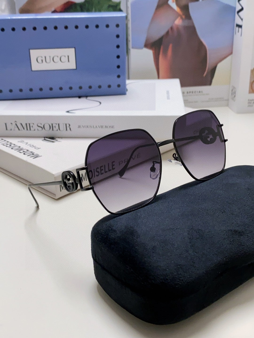 SQUARE FRAME SUNGLASSES 570217 IN METAL - Gradient purple