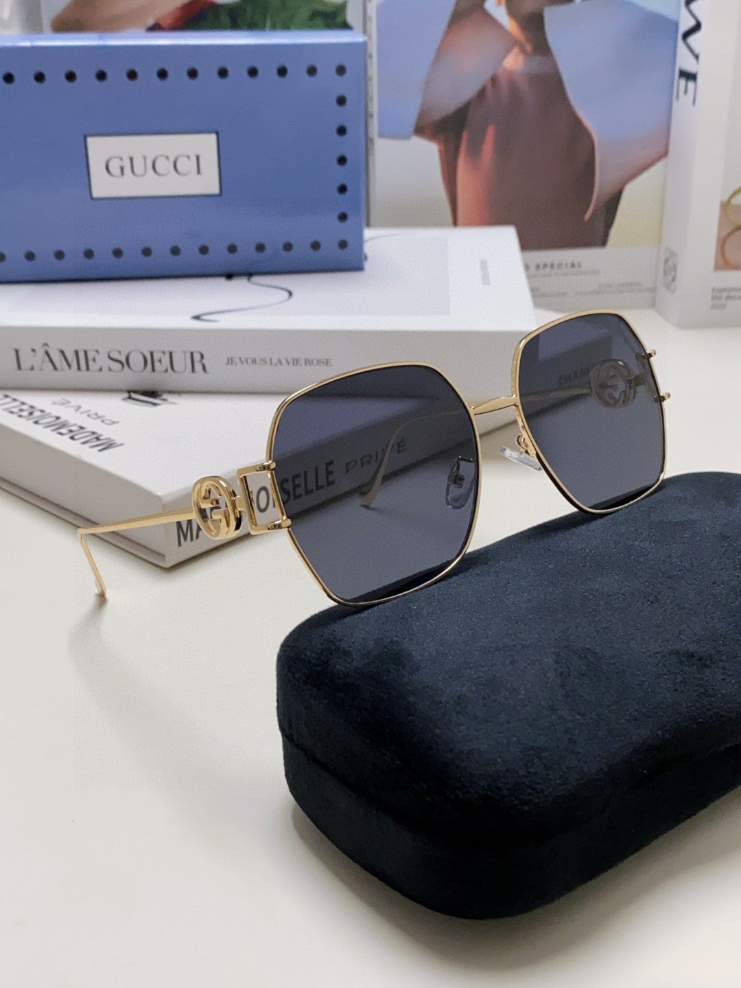 SQUARE FRAME SUNGLASSES 570217 IN METAL - Gradient purple